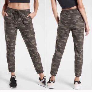 Athleta Farallon Jogger